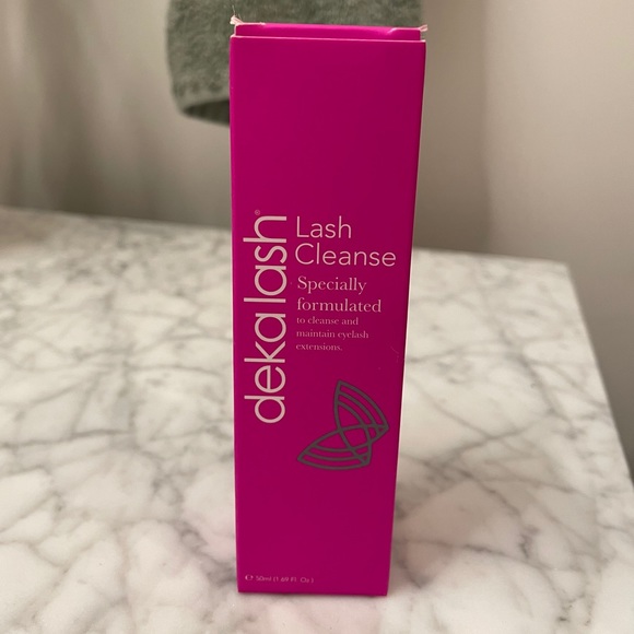 DekaLash Lash Extension Cleanser - Picture 1 of 1